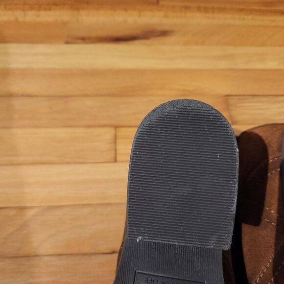 Sonoma Womens Ankle Boots Small Heel Suede Leather Brown size 6M - Picture 9 of 9